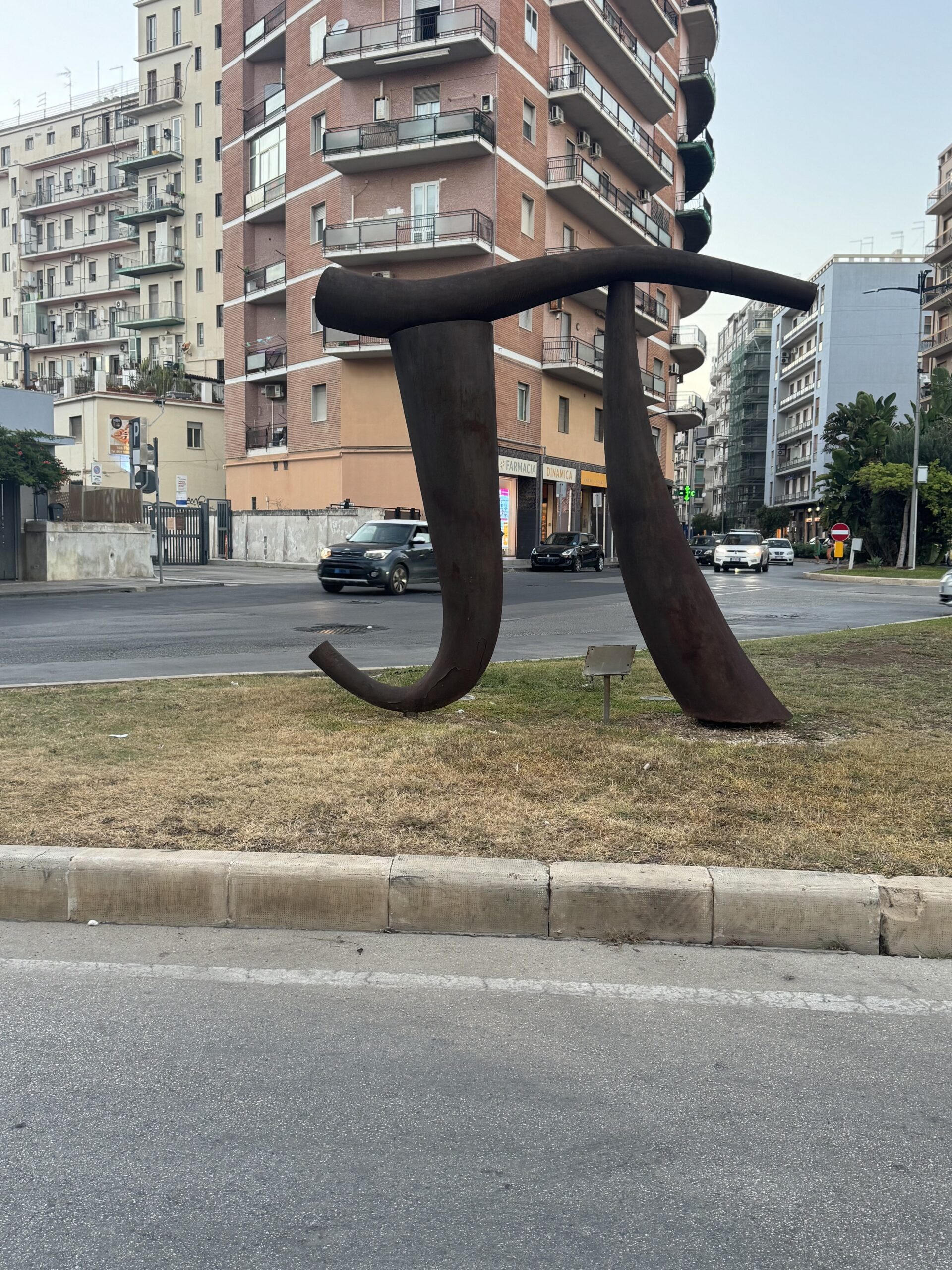 Il Monumento al Pi Greco a Siracusa