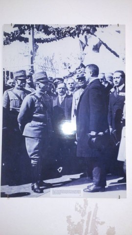 Cerimonia di posa della prima pietra con re Vittorio Emanuele III e autorità civili a Siracusa