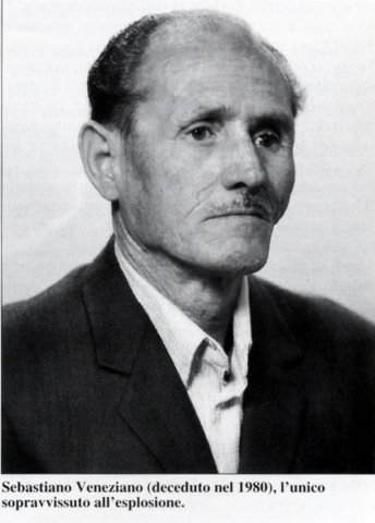 Ritratto fotografico in bianco e nero di Sebastiano Veneziano, giovane uomo con capelli scuri