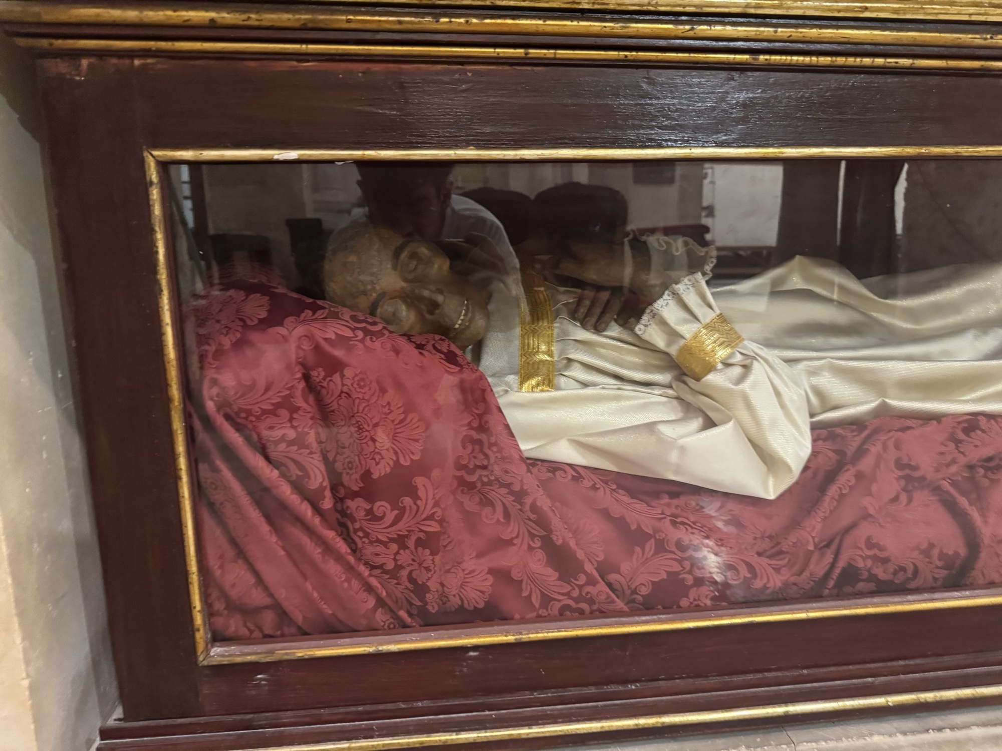 Particolare del volto del corpo di San Vincenzo martire nell'urna della Chiesa di San Martino a Siracusa.