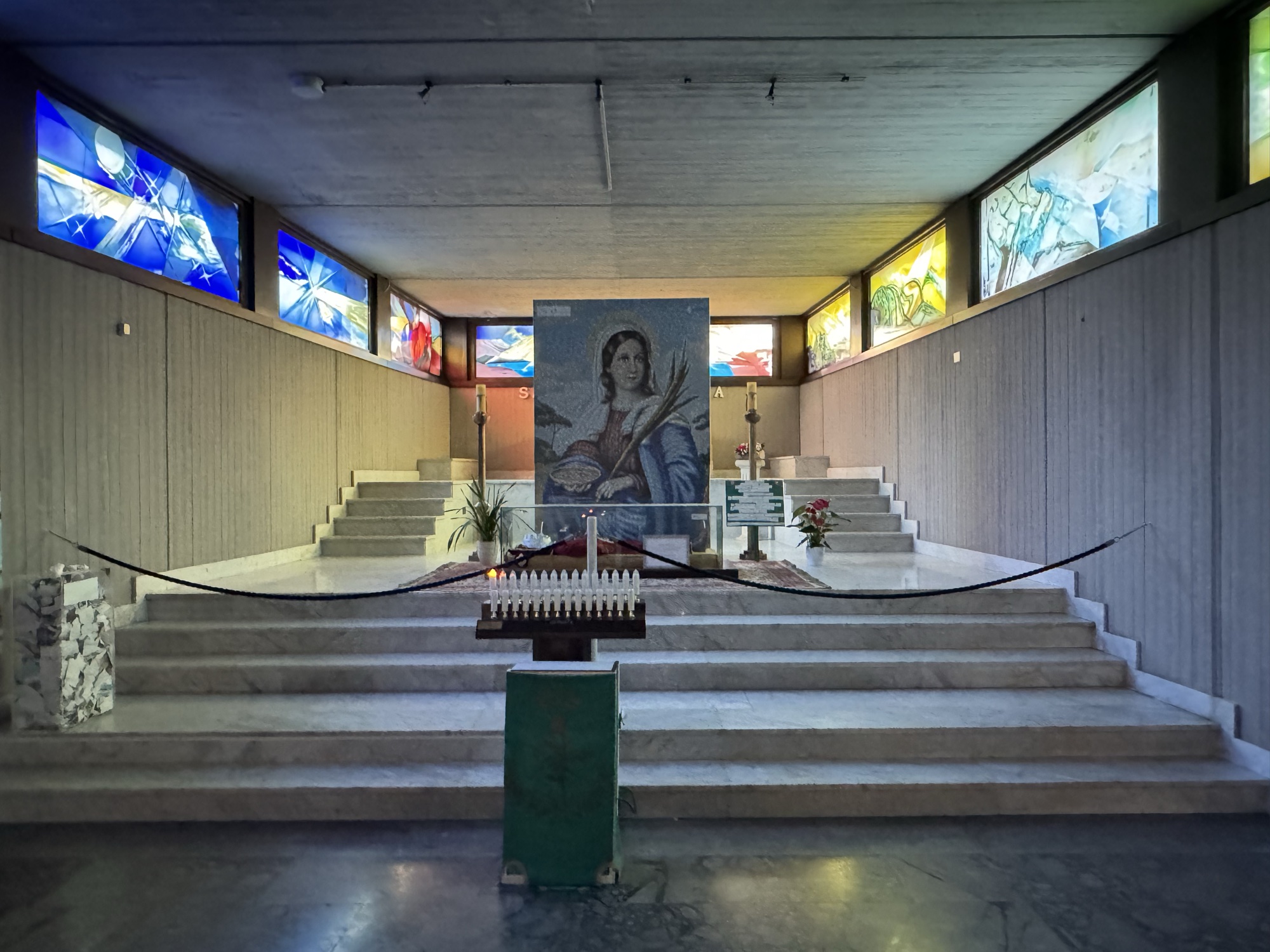 Cappella di Santa Lucia con grande mosaico Mellini